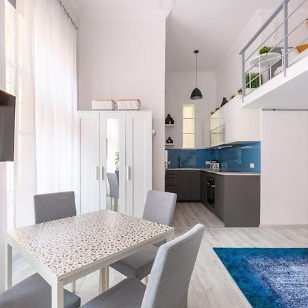 Standard Apartment By Hi5-Relax With Style Studio Budapest Bagian luar foto